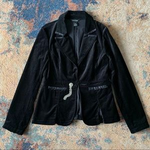 White House Black Market Black Velvet with Jewel Buttons, size 6